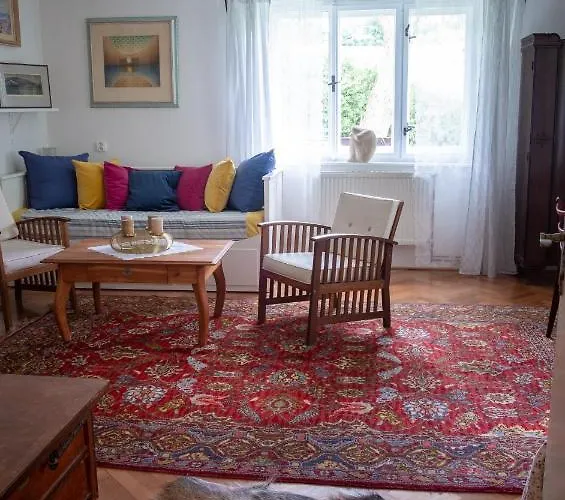 Chaloupka Pod Skalou Feriehus
