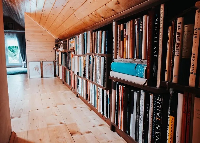 Chaloupka Pod Skalou Feriehus