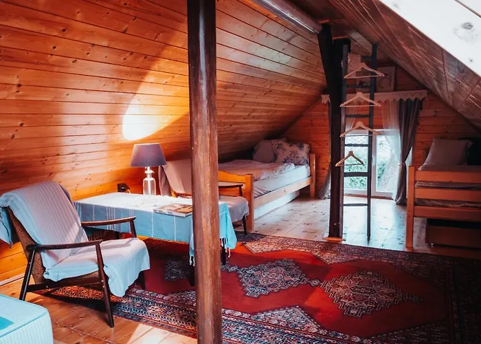 Chaloupka Pod Skalou Feriehus *