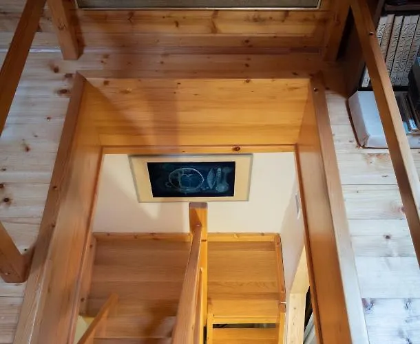 Chaloupka Pod Skalou